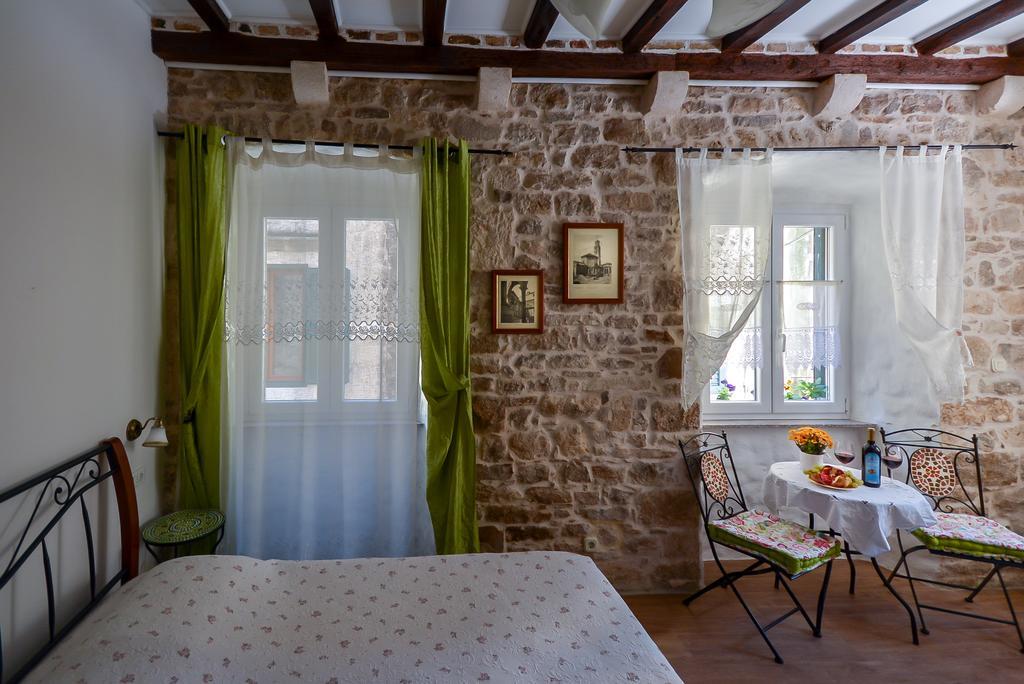 Apartments Kaleta Split Szoba fotó